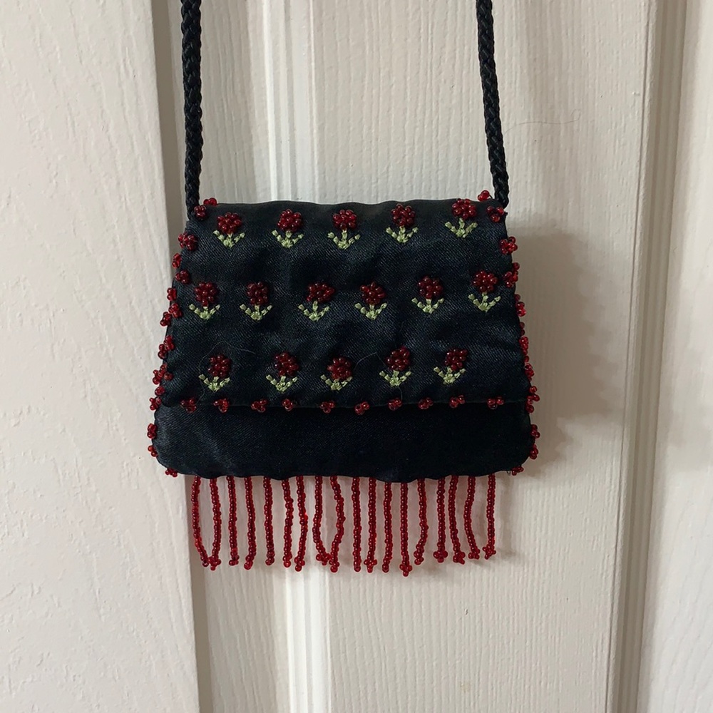 🌷3 for $25🌷Kathie Lee Collection, US OS, Black & Red Flower Beaded Mini Purse